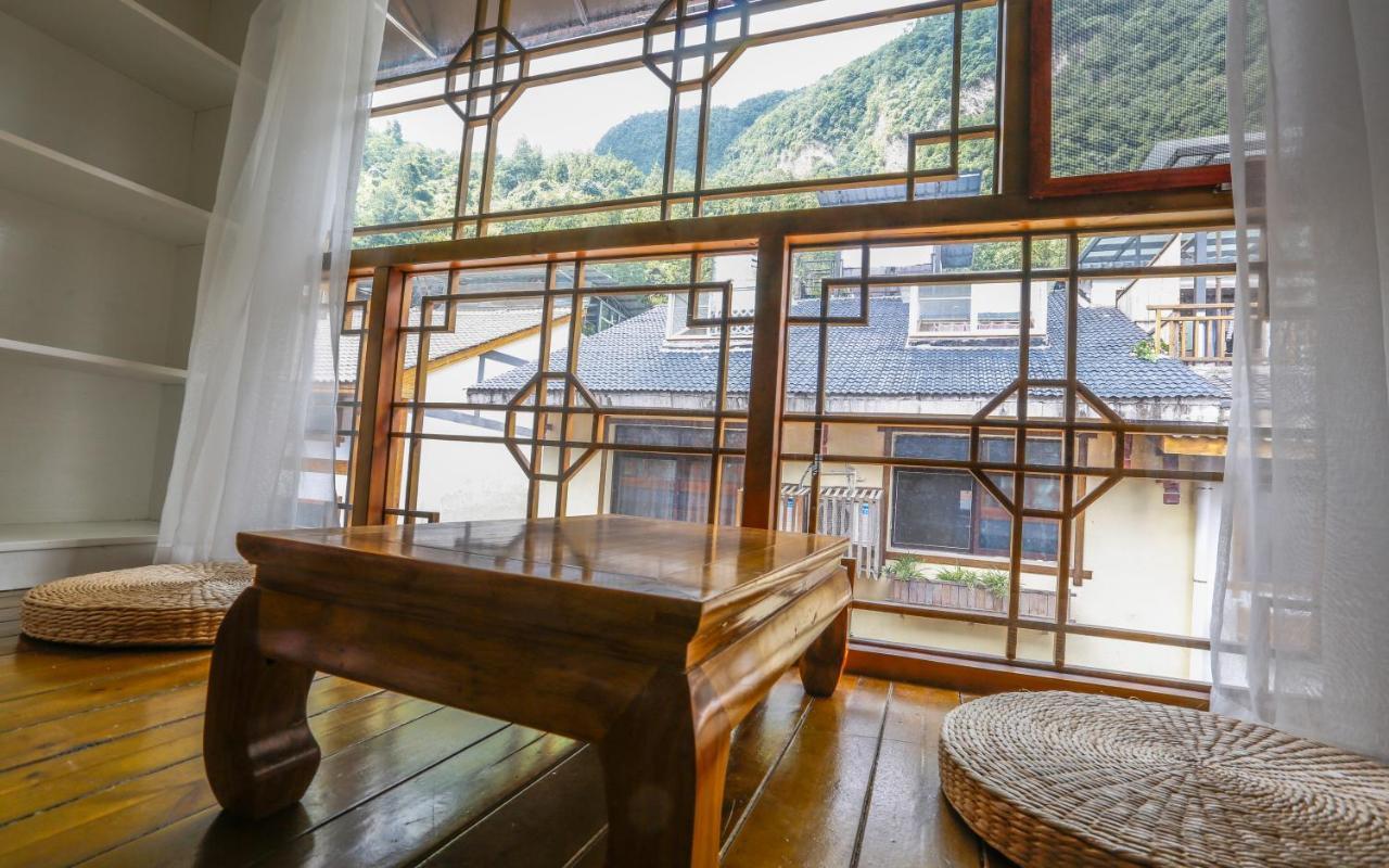 Mountain View Guesthouse จางเจียเจี้ย ภายนอก รูปภาพ