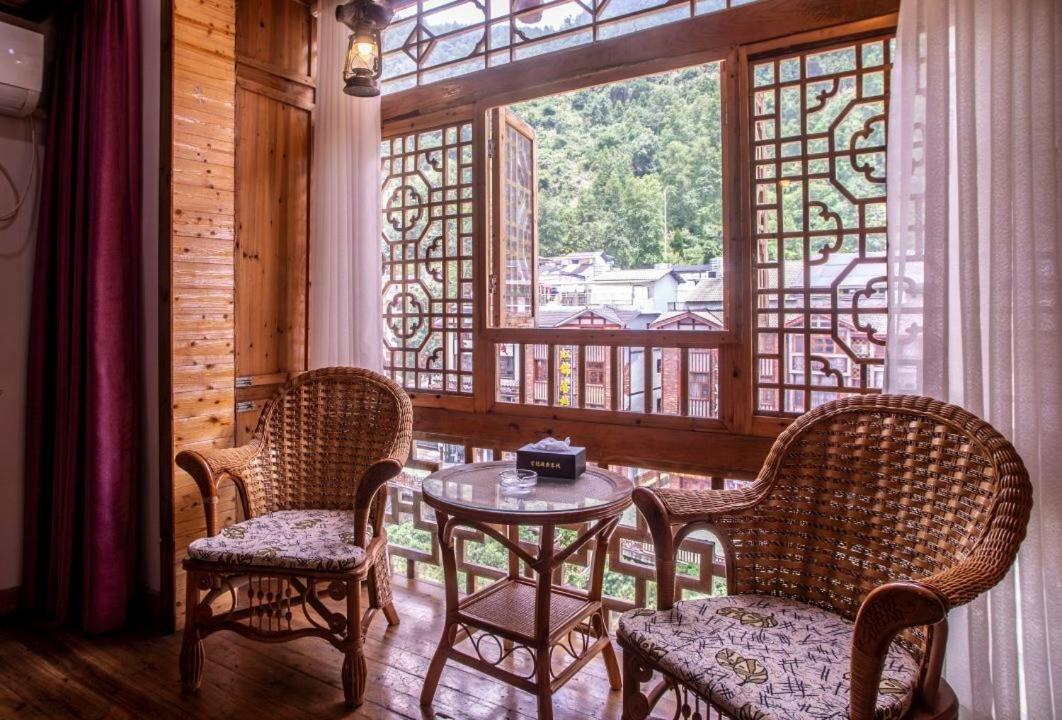 Mountain View Guesthouse จางเจียเจี้ย ภายนอก รูปภาพ